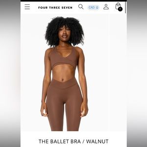 437 sports bra